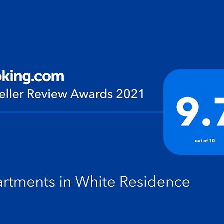 Apartments In White Residence Sarande Bagian luar foto