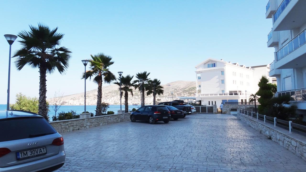 Apartments In White Residence Sarande Bagian luar foto