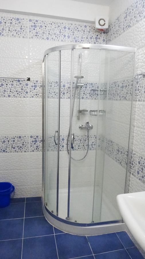 Apartments In White Residence Sarande Bagian luar foto